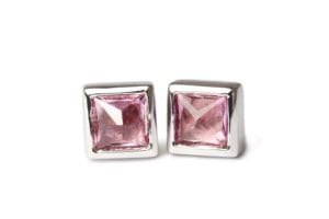 18ct Fairtrade gold with sapphires