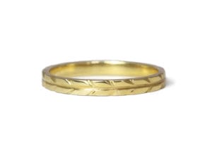 18ct Fairtrade yellow gold with engraving
