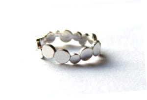 18ct Ethical White Gold Circles Wedding Band