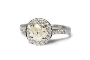 18ct Fairtrade gold salt and pepper diamond