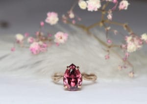Zircon in 18ct rose gold