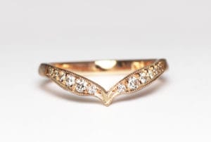 18ct Fairtrade rose gold with diamonds and millgrain edge