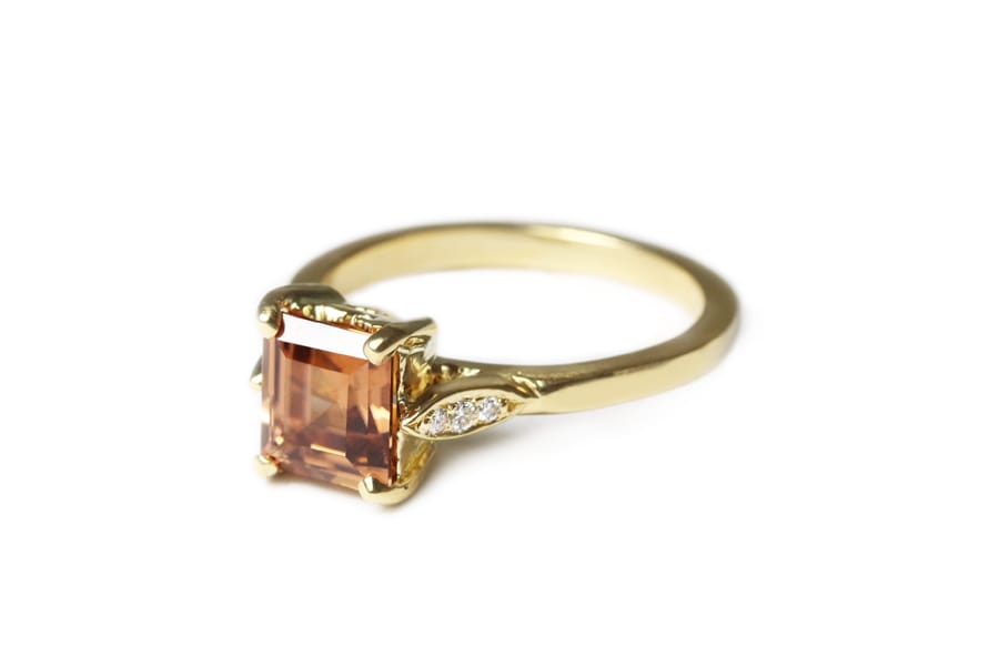 18ct Fairtrade yellow gold with zircon and diamonds