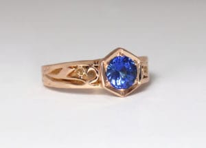 Spinel with diamonds in 18ct white gold
