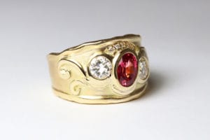 Spinel with diamonds recycled gold