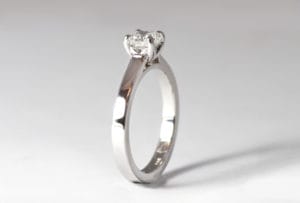 18ct Fairtrade white gold with diamond