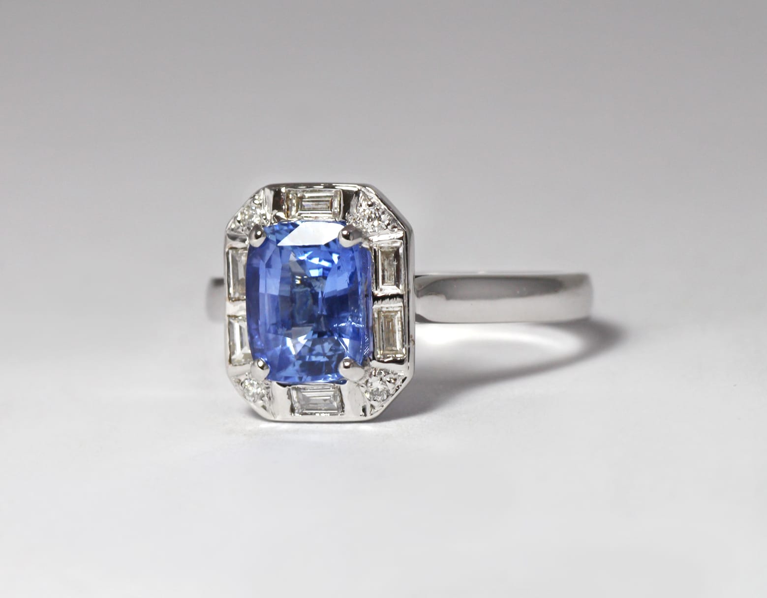 18ct Fairtrade white gold with sapphire and diamonds by Zoe Pook Jewellery