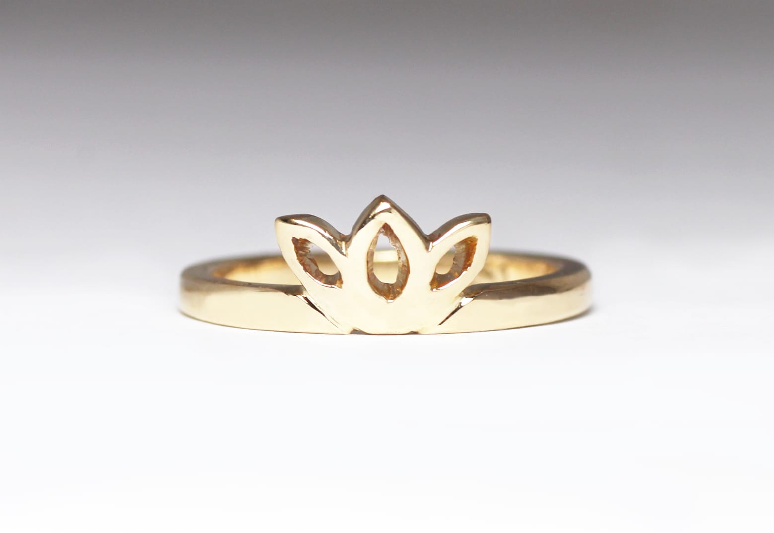 18ct Fairtrade rose gold in bespoke design by Zoe Pook Jewellery
