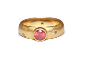 Tanzanian ruby in rose gold