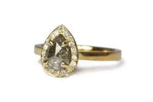 18ctFairtradegold salt and pepper diamond