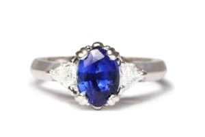 Sapphire with diamonds in platinum