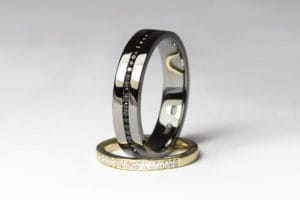 yellow gold diamonds black rhodium spinel