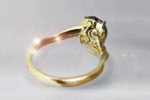 Yellow gold pear parti sapphire