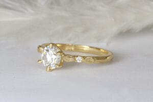 lab grown diamond in yellow gold