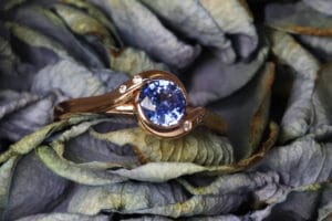 Ceylon sapphire in rose gold