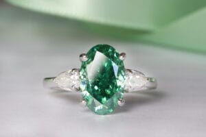 Moissanites and platinum