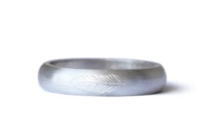 Feather engraved silver ring