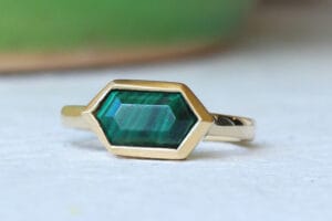 Malachite yellow gold ring