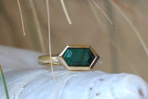 Malachite yellow gold ring