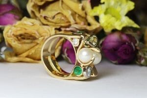 Emerald, pearl, diamonds yellow gold