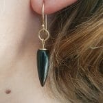Yellow gold onyx earrings